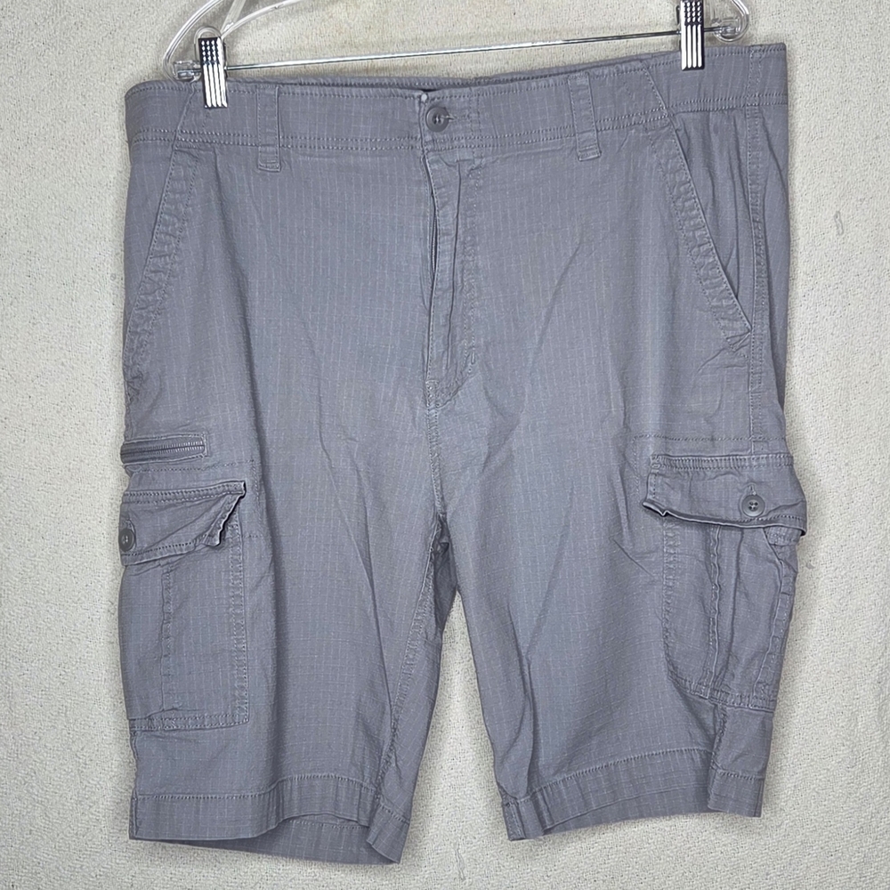 Wear First Men's Stylish Cargo Shorts in Gray